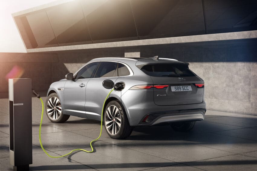 Jaguar F Pace