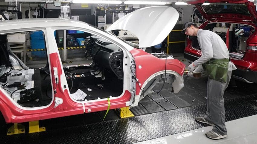 Nissan electric vehicle production