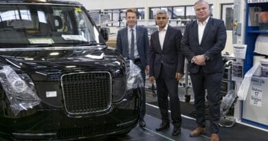 LEVC hosts Mayor of London Sadiq Khan and Mayor of the West Midlands Andy Street on visit to LEVC factory