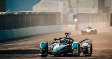 Mitch Evans managed the race brilliantly to win the 2022 Jakarta E-Prix from the DS Techeetah of Jean-Eric Vergne, who held on to second place ahead of Edoardo Mortara.