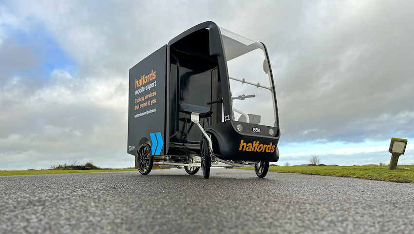 EAV Halfords