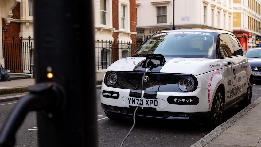 Bonnet EV plug in charge