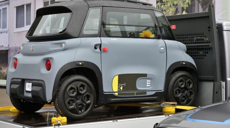 A government-backed electric vehicle (EV) leasing scheme inspired by France could lift 500,000 people out of poverty in the UK, according to a new report by the Social Market Foundation (SMF).