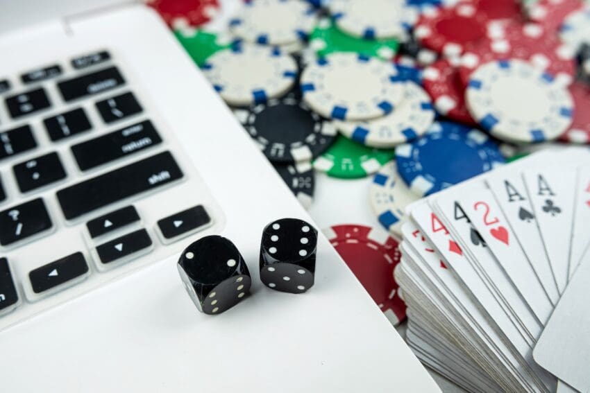 Key Differences Between Casinos With and Without GamStop