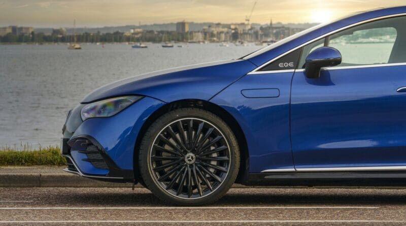 Mercedes-Benz and US battery start-up Factorial are working on a solid state battery that should ‘dramatically’ improve range and cut costs for electric vehicles.