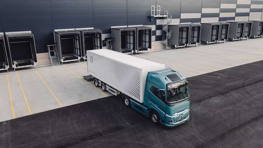 Volvo Trucks continues to lead innovation in the trucking industry, and the new Volvo FH Aero is no exception.