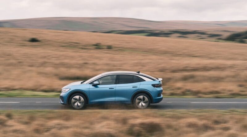Volkswagen is offering a £1,000 discount to any UK buyer choosing one of its all-electric models in the next month.