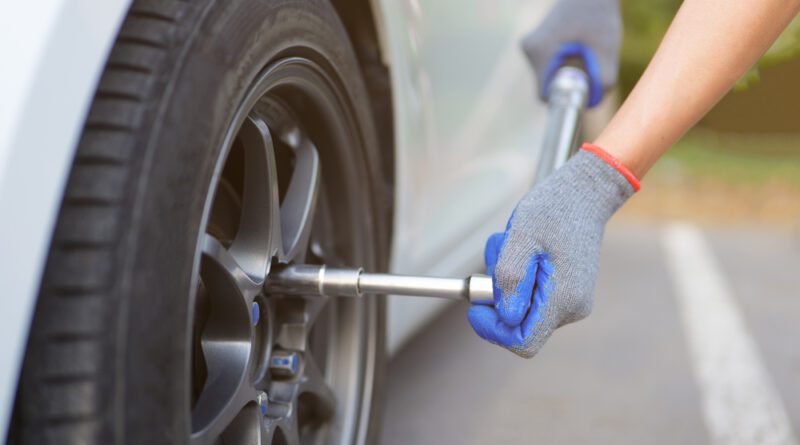 Knowing your wheel bolt pattern is a must if you’re replacing stock rims, buying aftermarket wheels, or just making sure new rims will fit your ride.