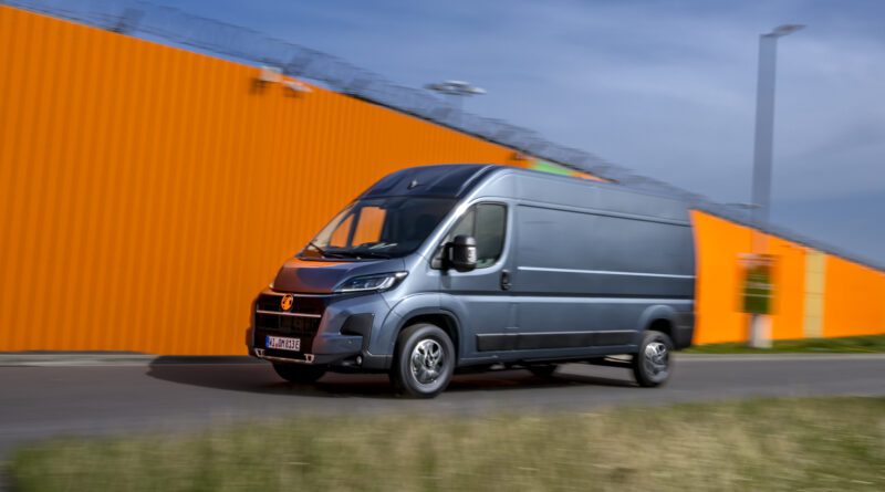 iveco-will-extend-its-electric-van-range-with-vans-supplied-by-vauxhall-owner-stellantis
