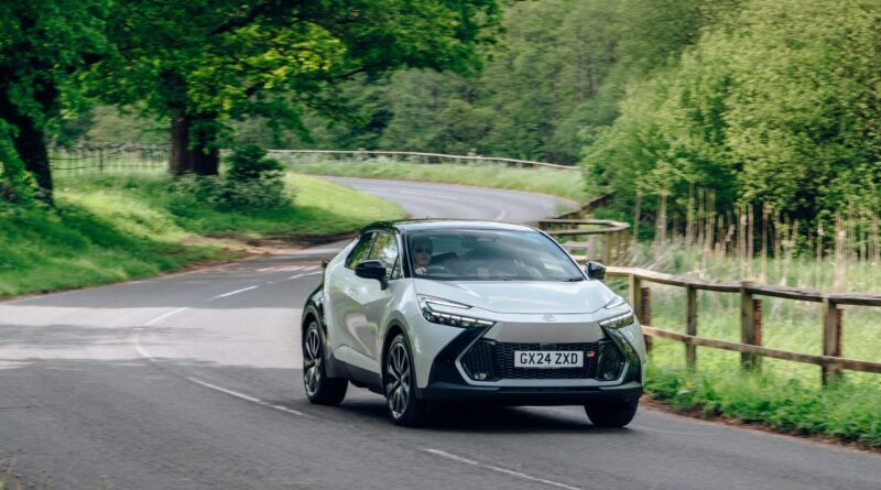 toyotra-c-hr-phev-review-image