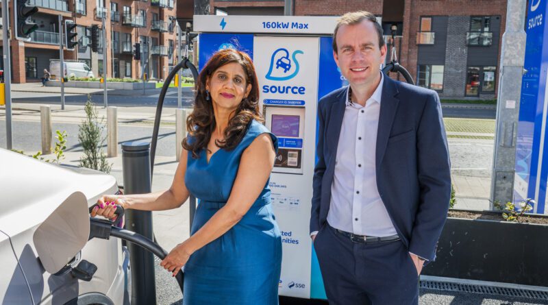 Source EV charging hub opening. Deepa Chandrasekaran (left), Managing Director at Source, and Stuart Jackson, EV Policy Team Leader at Transport Scotland.