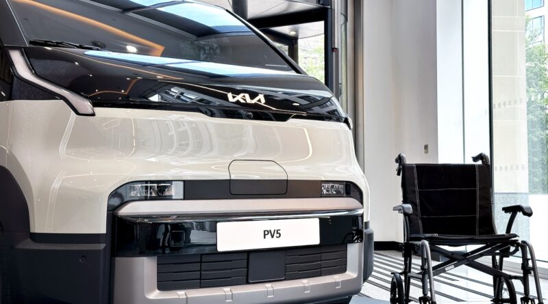 Kia-PV5-WAV-wheelchair-assisted-vehicle
