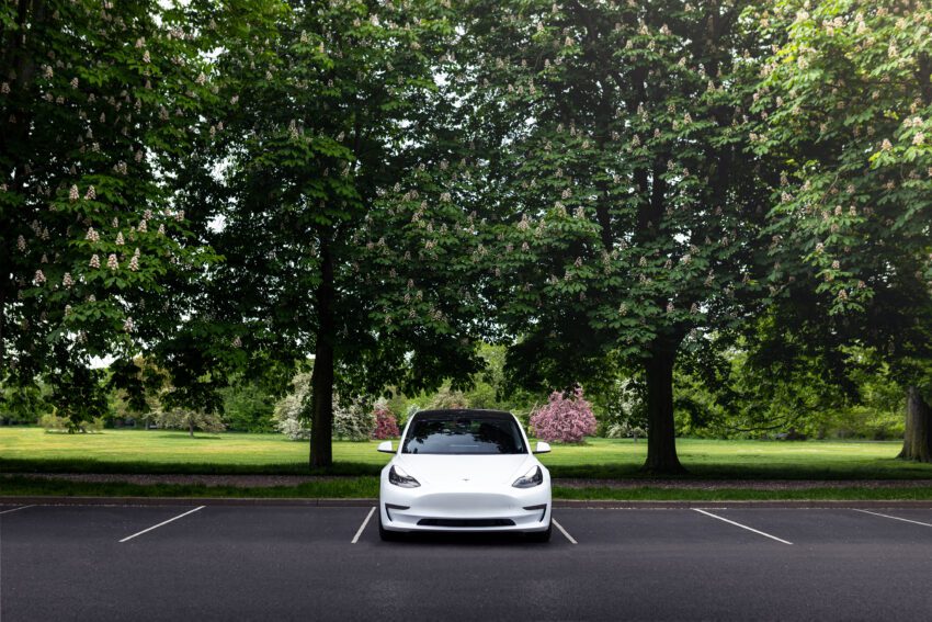Tesla model 3 was cinch's best selling used EV in Q1 2025