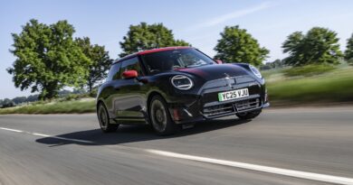 Mini John Cooper Works Electric review main image