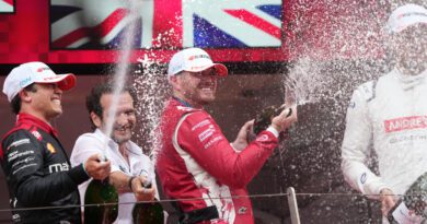 Nissan’s Oliver Rowland reinforced his grip on the Formula E title race with a commanding drive to victory in an action-packed 2025 Monaco E-Prix Round 6, holding off Mahindra’s Nyck de Vries and Andretti’s Jake Dennis in a high-stakes battle through the streets of Monte Carlo.