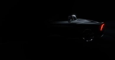 MG Goodwood reveal to include cyberster black