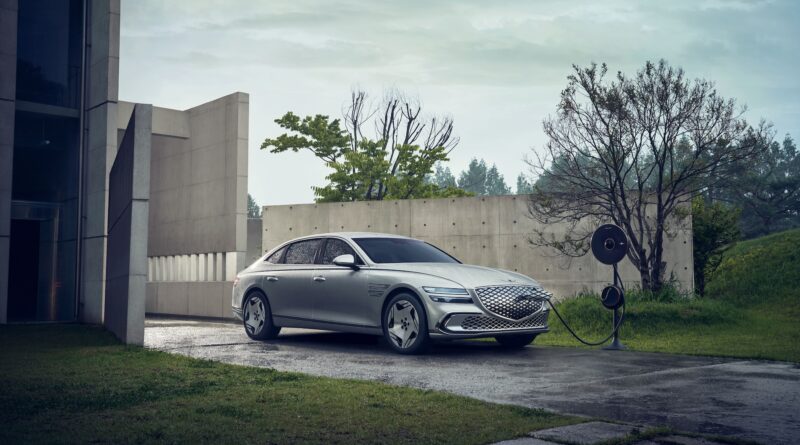 New-Genesis-G80-front-view