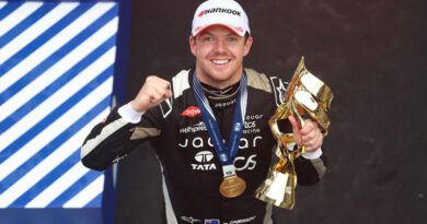 Nick Cassidy stormed to a commanding victory in Round 11 of the 2025 ABB FIA Formula E World Championship on Sunday, mastering treacherous wet conditions at the Shanghai International Circuit to secure his first win of the season for Jaguar TCS Racing.