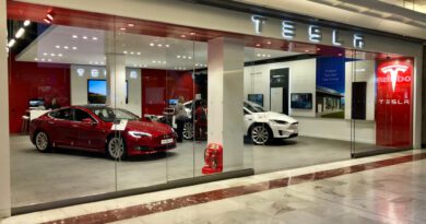 tesla showroom brent cross london