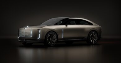 Bentley EXP 15