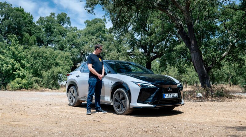 lexus rz 550e F SPort with steer-by-wire