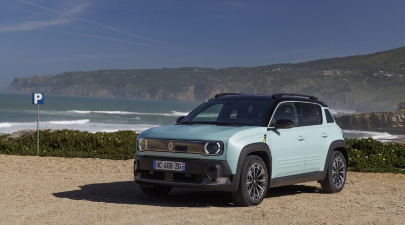 Renault 4 order books have opened for R-pass customers