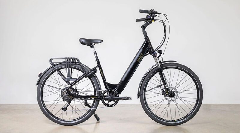 The Volt Burlington, priced at £2,199, is one of the best Dutch-style e-bikes for urban riders, offering a blend of style, practicality, and comfort.