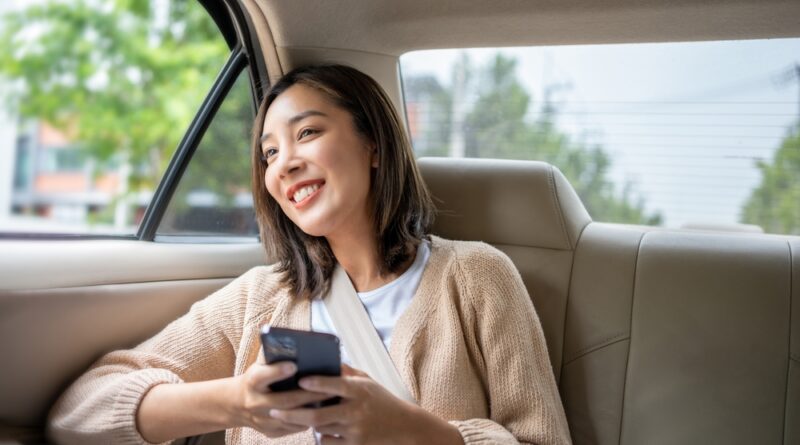 It doesn’t matter if you are stuck in traffic on your daily commute to work or going on a long road trip across the country, being stuck in the passenger seat can often be a trial of trying to stay awake in some extreme test of your patience as opposed to an exciting moment to see new things and take in the sights.