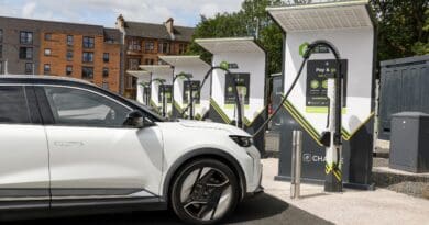 Arnold Clark Charge ultra-rapid charging bays