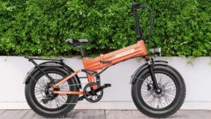 When I unfolded the Heybike Mars 3.0 for the first time, I could tell this wasn’t your average commuter folder. This bike means business.