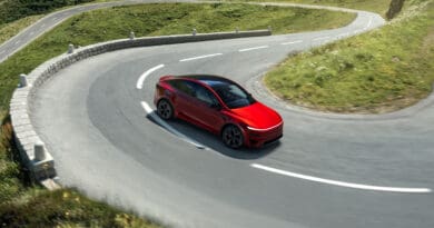 2025 Tesla Model Y Performance