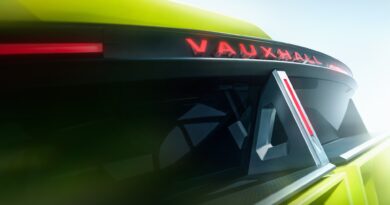 auxhall-GSe-EV-Manta-concept