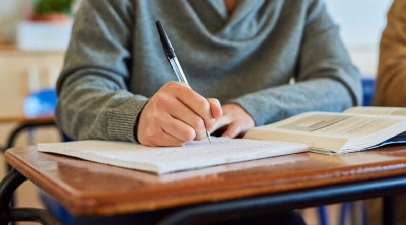 Busy UK students hire assignment writing services to manage complex homework and meet deadlines.