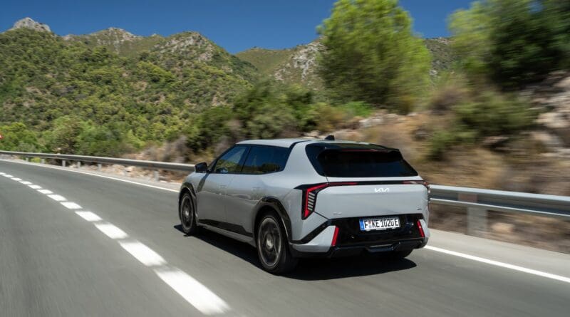 Kia-EV4-hatch-rear