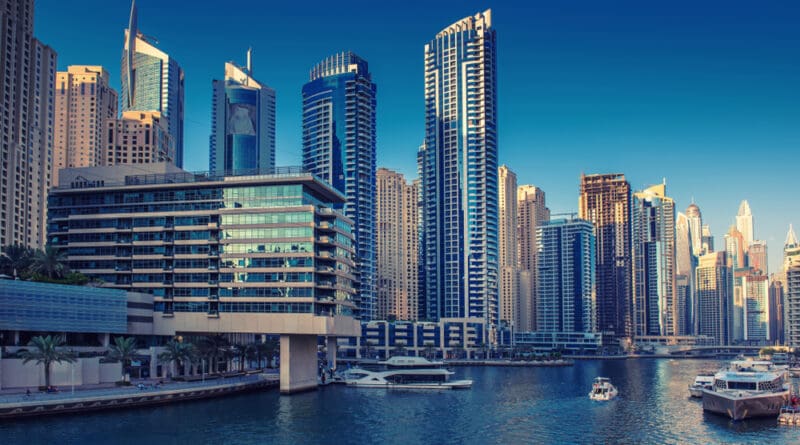 Dubai feels like a city of the future. On one side, you’re seeing skyscrapers reaching the limits of the sky. On the other hand? Endless golden desserts stretch to the other side. And what’s in between? It’s the mega malls, old-school souks, and exciting adventures, all blended in one place. 