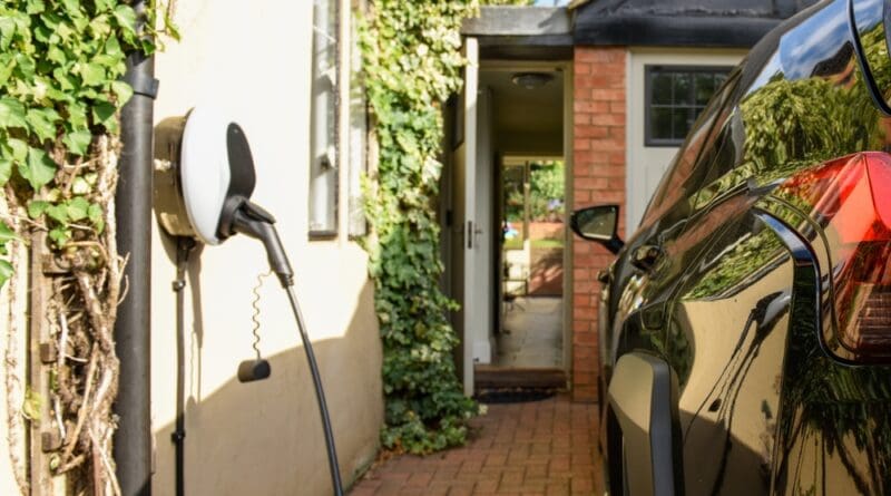 Your electric vehicle charger does not have to stand out like a sore thumb. With thoughtful landscaping, you can seamlessly integrate it into your outdoor space.