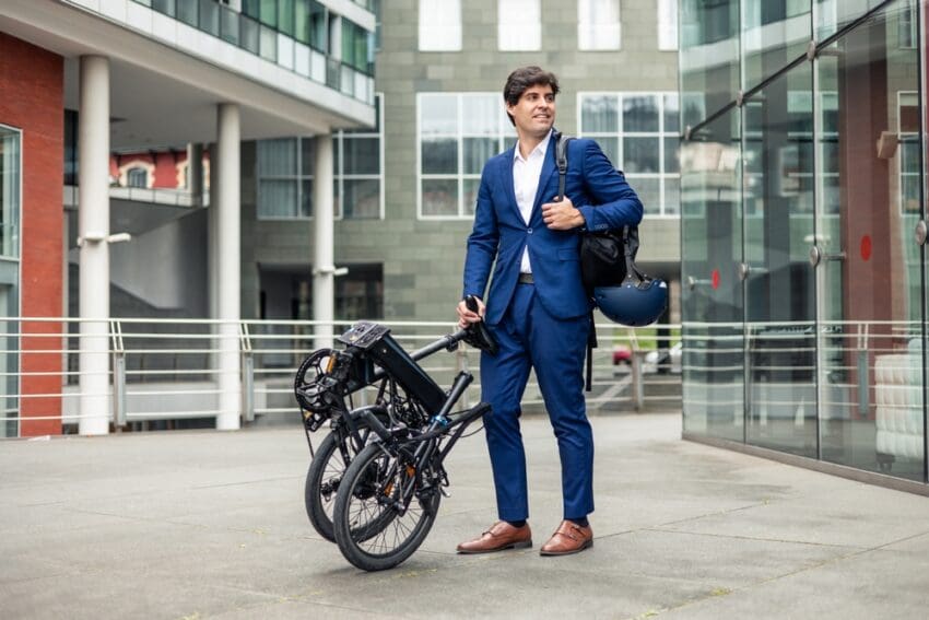 If you live in a small apartment — especially in a bustling city — then you know that every bit of space counts. With tight hallways, narrow stairwells, and limited storage capacity, bringing in a full-size bike can be like trying to park a car in your hallway.
