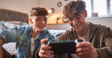 What could electric vehicles and online casinos possibly have in common? At first glance, almost nothing. One promises cleaner air, the other promises entertainment at the click of a button.