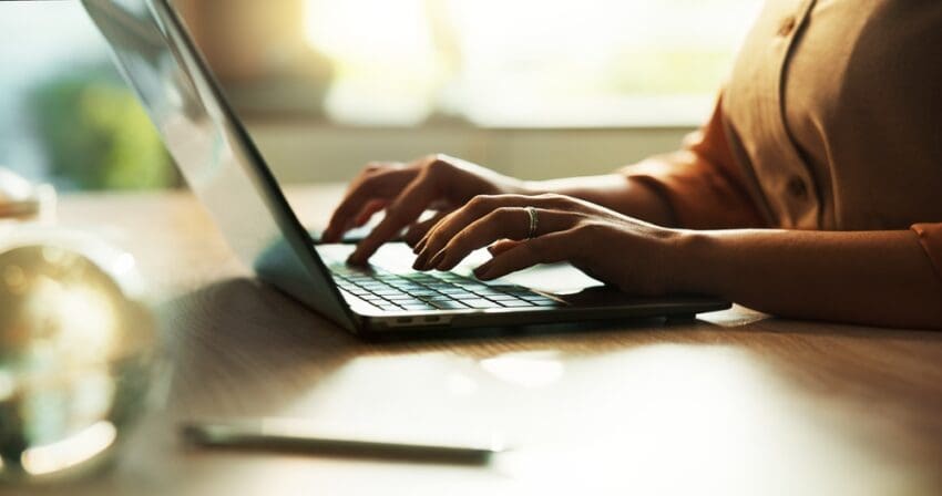 College deadlines breathing down your neck? Research paper making you lose your mind? Join the club. Thousands of stressed students turn to writing services when they're drowning in work. Thank God for Reddit's brutally honest reviews. No marketing garbage here—just the real deal.