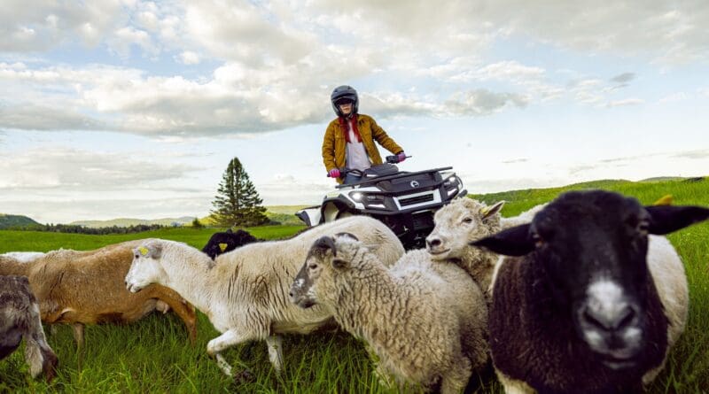 Can-Am-Outlander-Electric