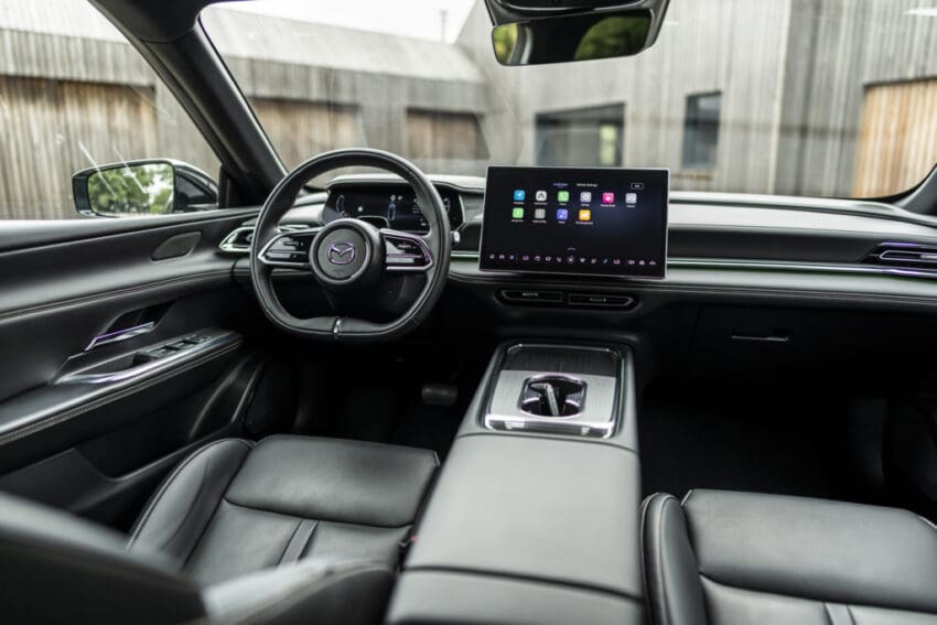 mazda 6e interior