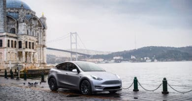 used tesla model y buying guide main image