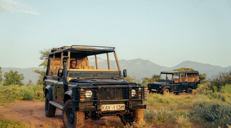 Electrogenic Safari Land Rover Defender in Kenya