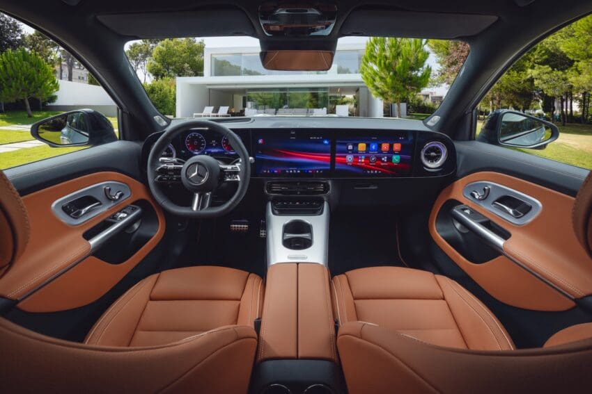 Mercedes-GLB-EV-interior