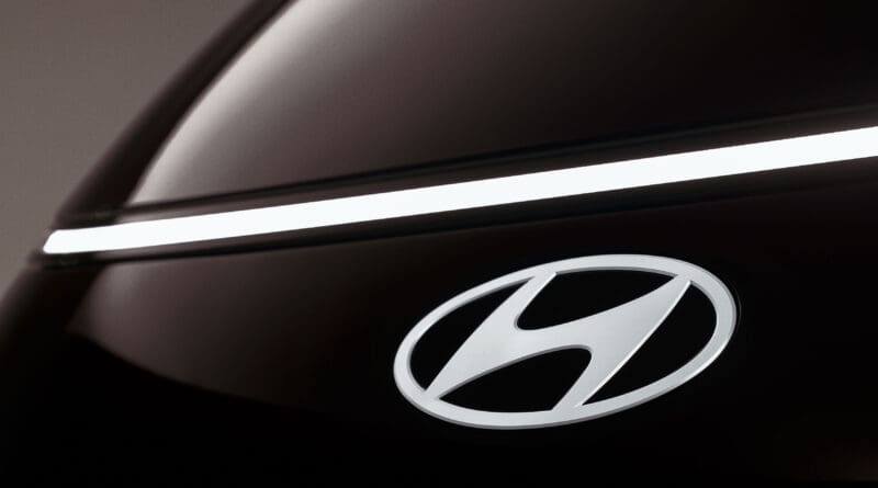 hyundai logo