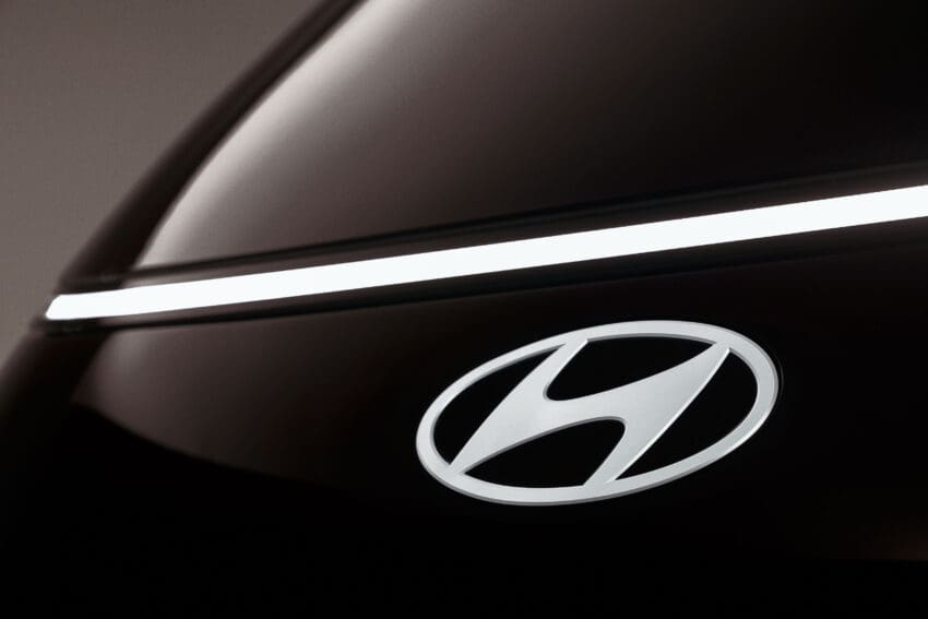 hyundai logo