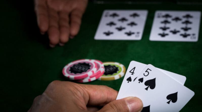 The Crash game on 1xBet is built around a rising multiplier starting at 1.00×, climbing toward 2×, 5×, 10×, 25×, 50×, 120×, and occasionally even 1,000×+ during extremely volatile spikes.